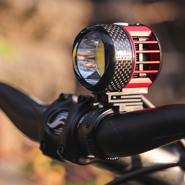 Cateye Volt 6000 Bike Light Review | Tredz Bikes